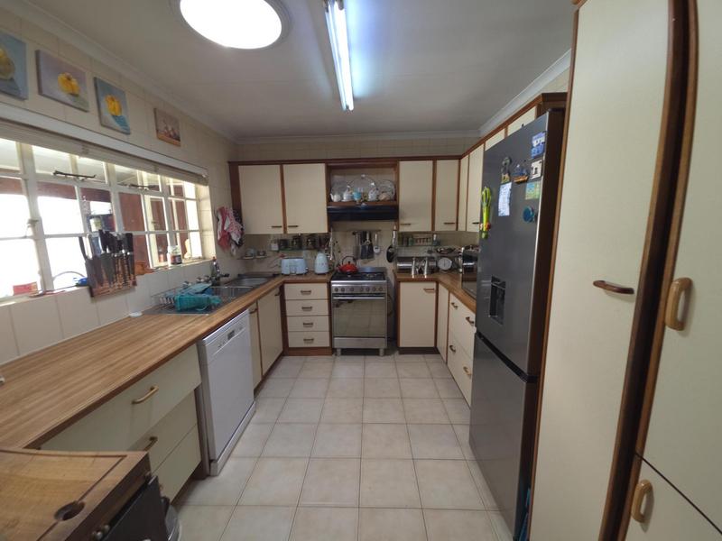 2 Bedroom Property for Sale in Magaliessig Gauteng