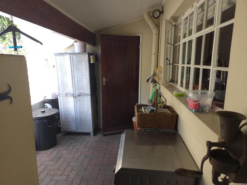 2 Bedroom Property for Sale in Magaliessig Gauteng