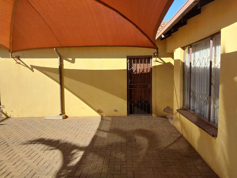 3 Bedroom Property for Sale in Soshanguve VV Gauteng