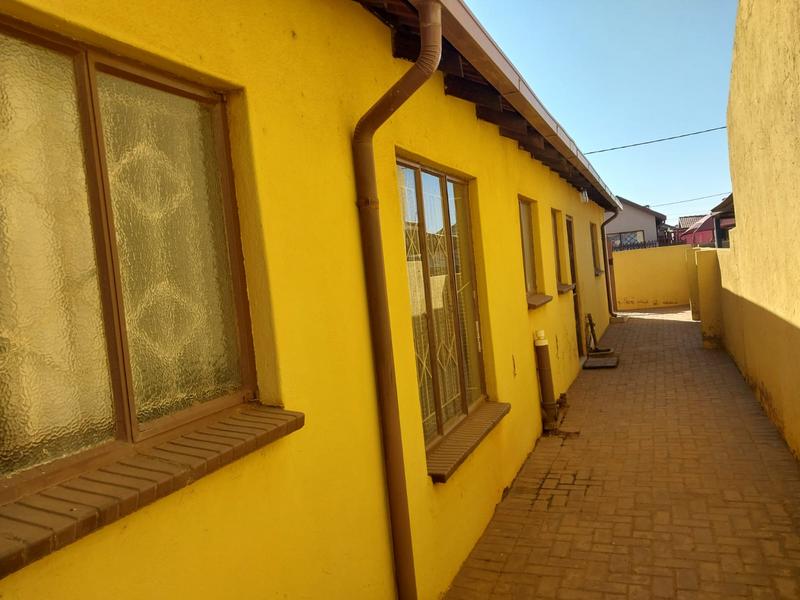 3 Bedroom Property for Sale in Soshanguve VV Gauteng