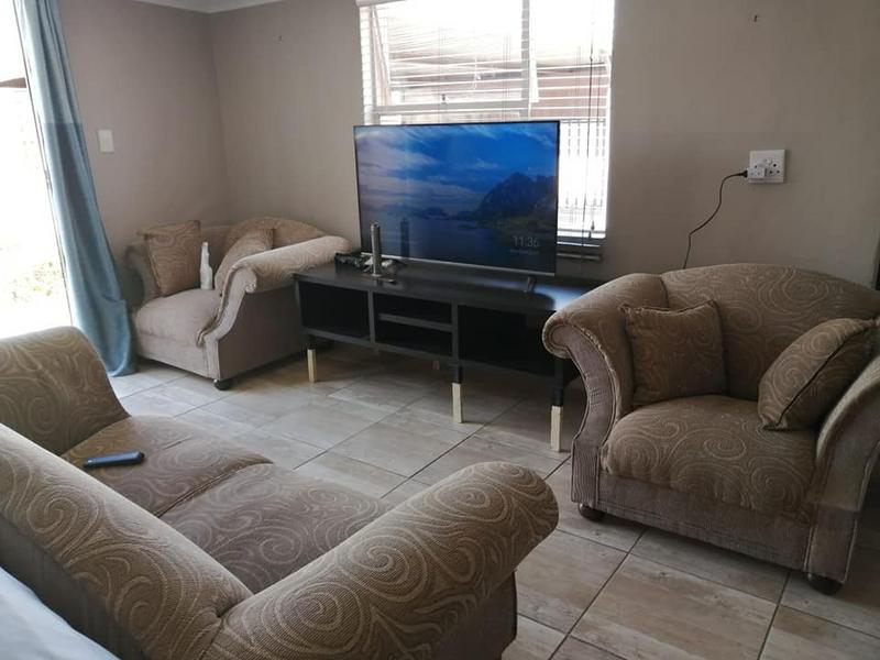 To Let 1 Bedroom Property for Rent in Homestead Gauteng
