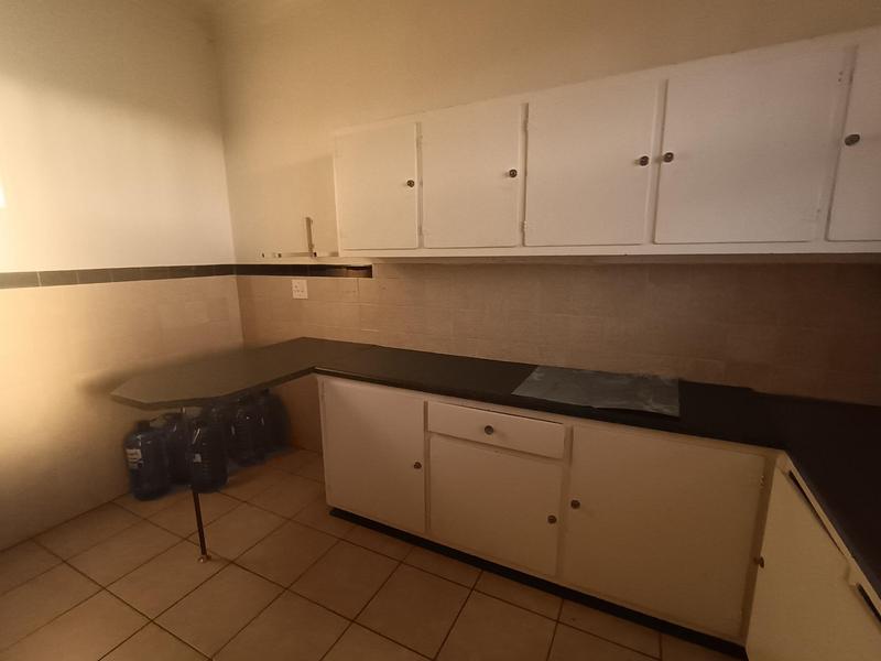 To Let 1 Bedroom Property for Rent in Sunnyridge Gauteng
