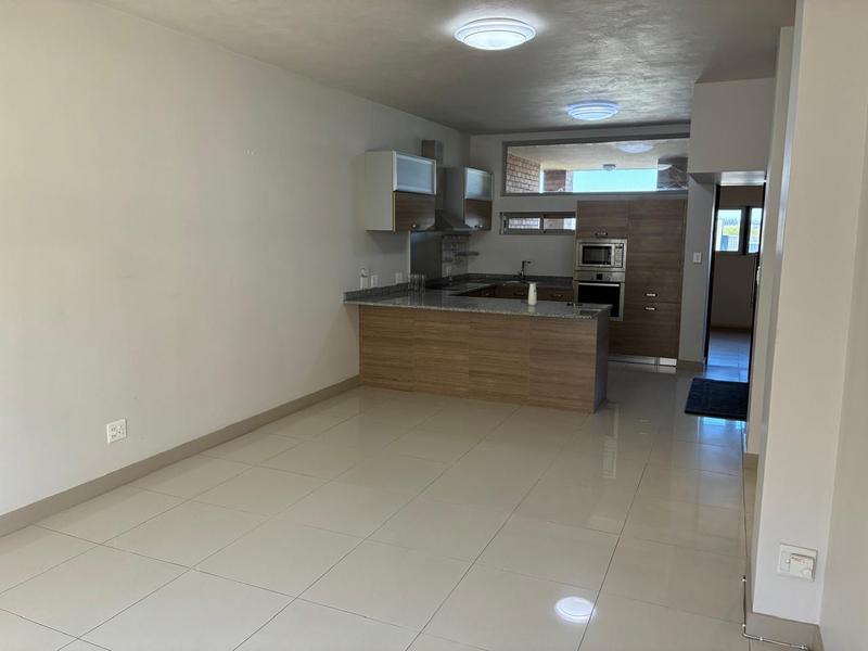 To Let 2 Bedroom Property for Rent in Monument Park Gauteng