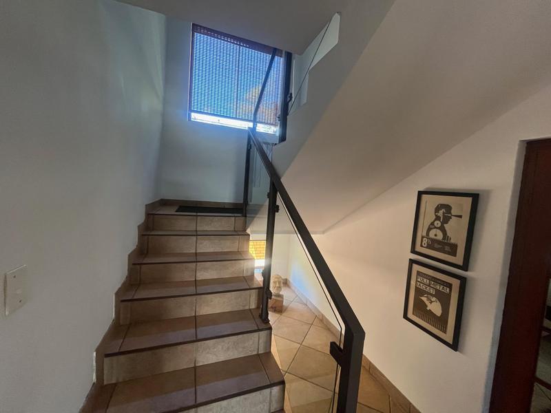 5 Bedroom Property for Sale in Waterkloof A H Gauteng