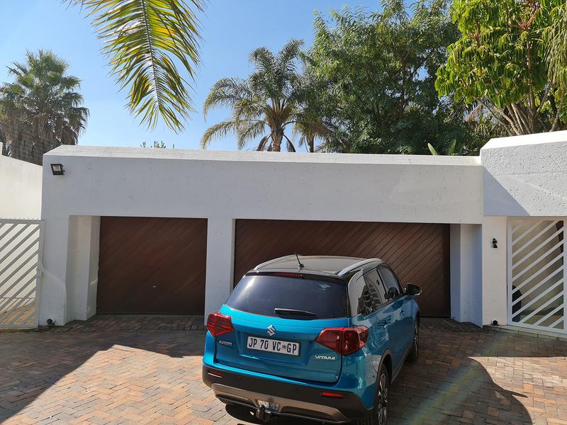 5 Bedroom Property for Sale in Sandown Gauteng