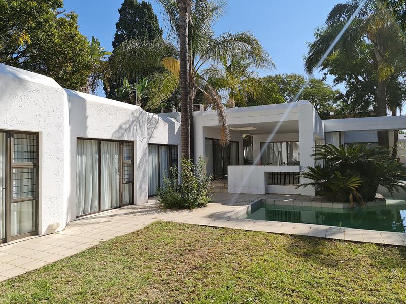 5 Bedroom Property for Sale in Sandown Gauteng