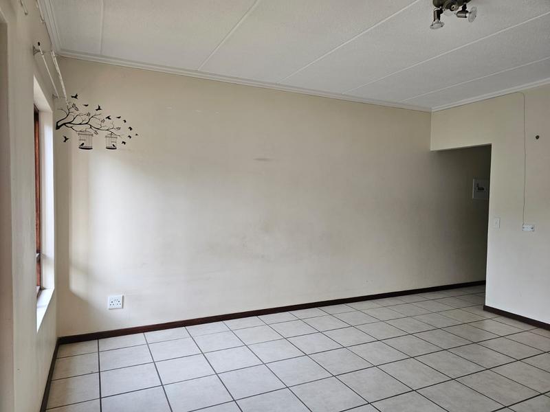 To Let 1 Bedroom Property for Rent in Lonehill Gauteng