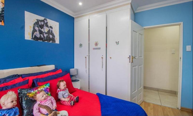 4 Bedroom Property for Sale in General Albertspark Gauteng