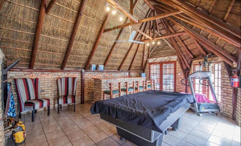 4 Bedroom Property for Sale in General Albertspark Gauteng