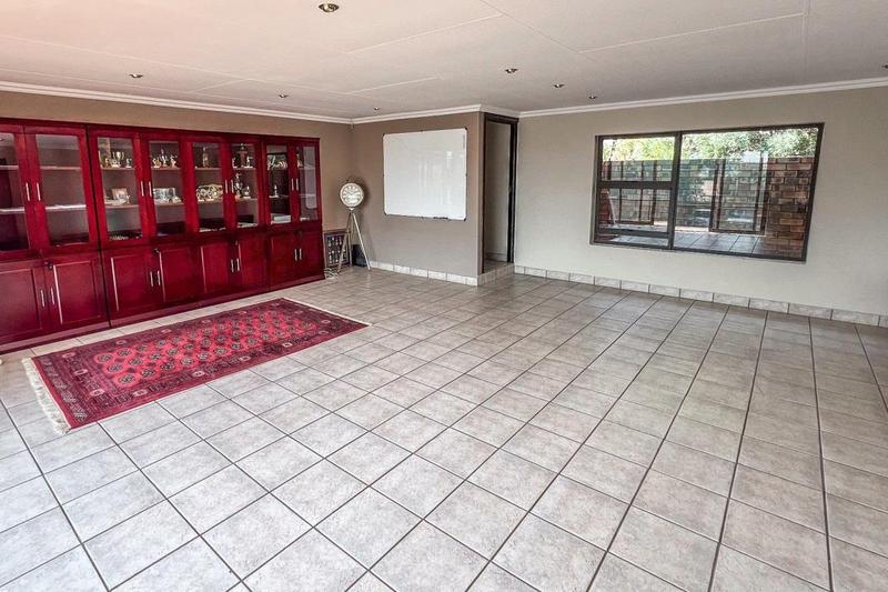 9 Bedroom Property for Sale in Meyersdal Gauteng