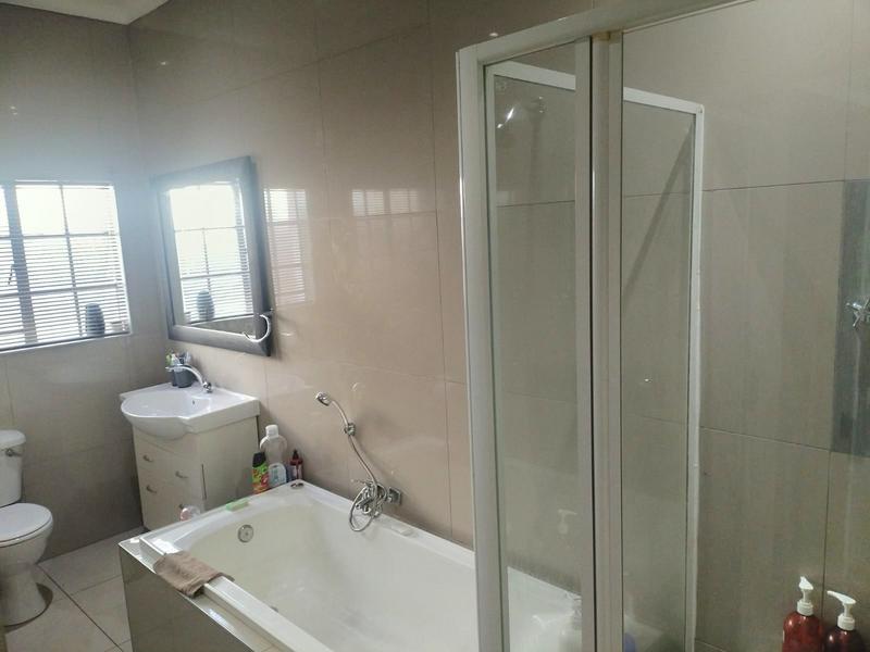2 Bedroom Property for Sale in Kookrus Gauteng