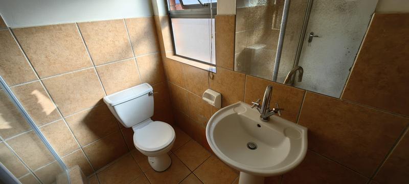 To Let 2 Bedroom Property for Rent in Auckland Park Gauteng