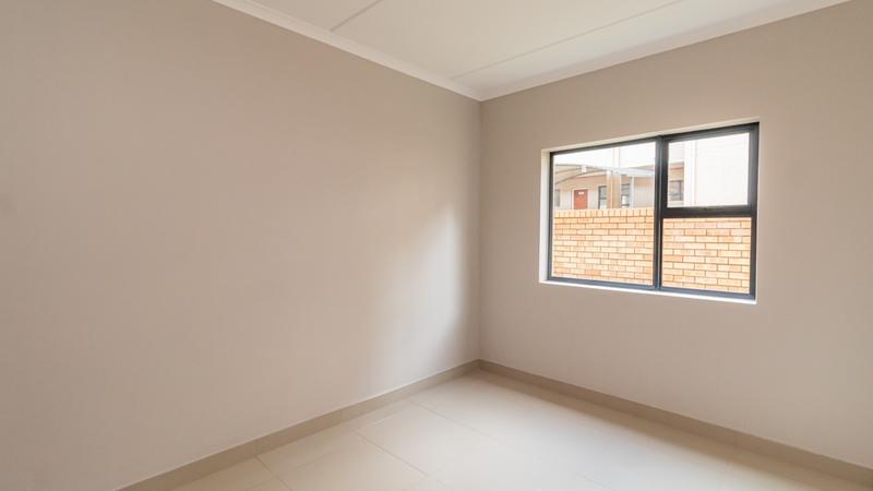 2 Bedroom Property for Sale in Erasmia Gauteng