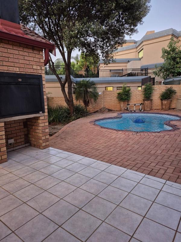 To Let 3 Bedroom Property for Rent in Eldoglen Gauteng