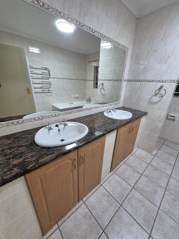 To Let 3 Bedroom Property for Rent in Eldoglen Gauteng