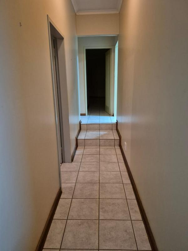 To Let 3 Bedroom Property for Rent in Eldoglen Gauteng