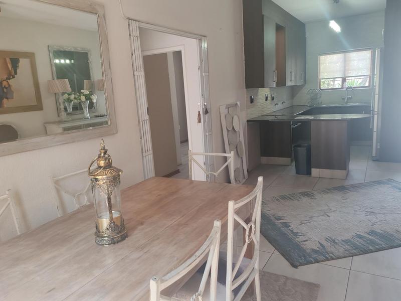 To Let 2 Bedroom Property for Rent in Bedfordview Gauteng