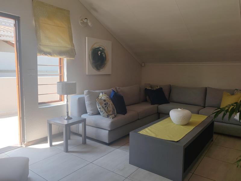 To Let 2 Bedroom Property for Rent in Bedfordview Gauteng