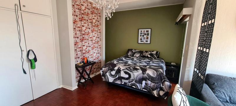 1 Bedroom Property for Sale in Wendywood Gauteng