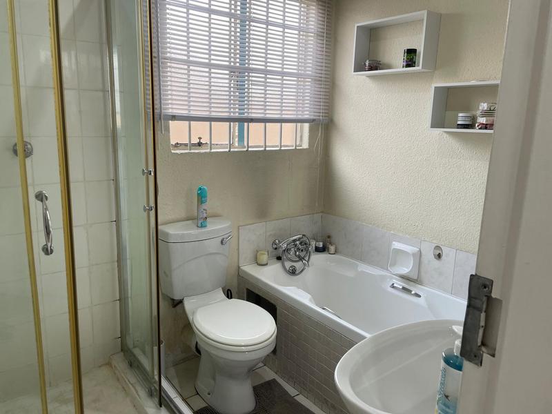 2 Bedroom Property for Sale in Eden Glen Gauteng