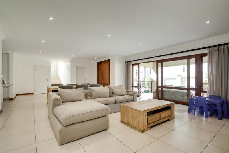 To Let 4 Bedroom Property for Rent in Broadacres Gauteng