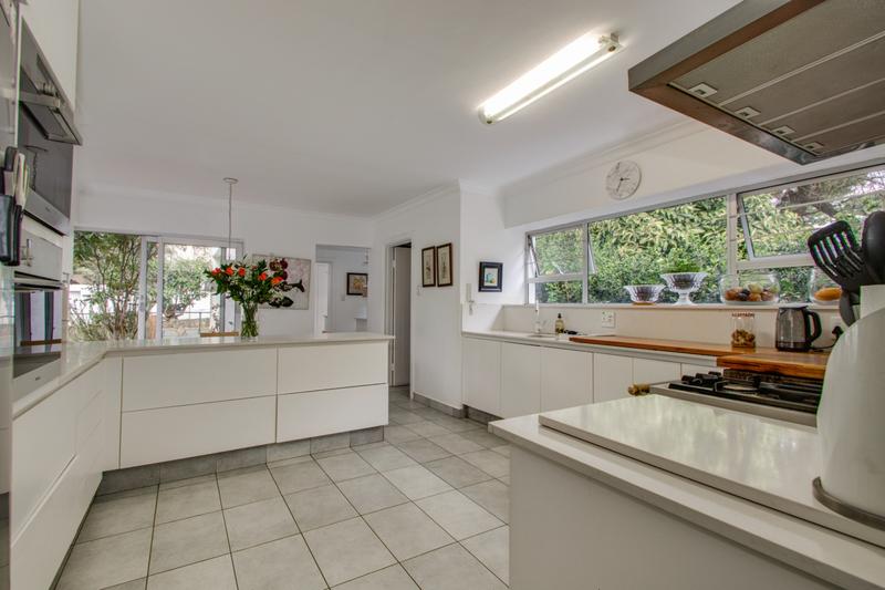 3 Bedroom Property for Sale in Bryanston Gauteng