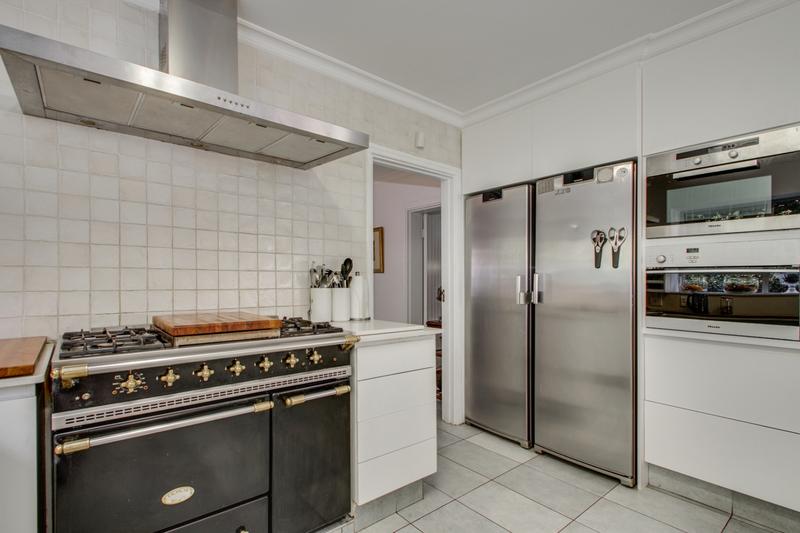 3 Bedroom Property for Sale in Bryanston Gauteng