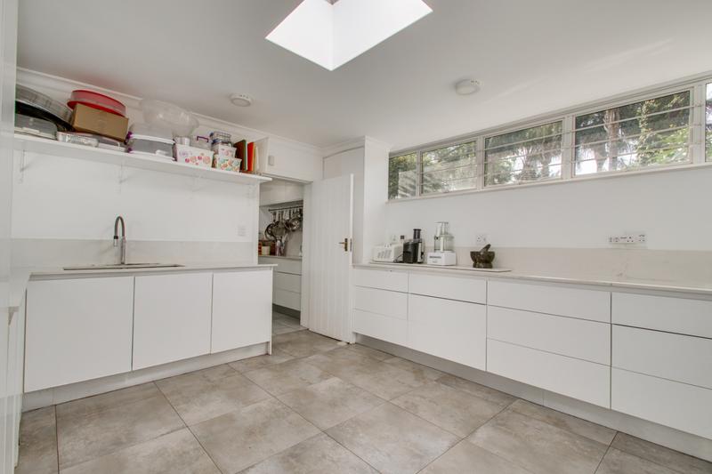 3 Bedroom Property for Sale in Bryanston Gauteng