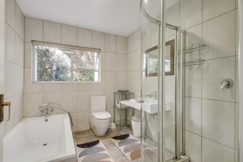 3 Bedroom Property for Sale in Bryanston Gauteng