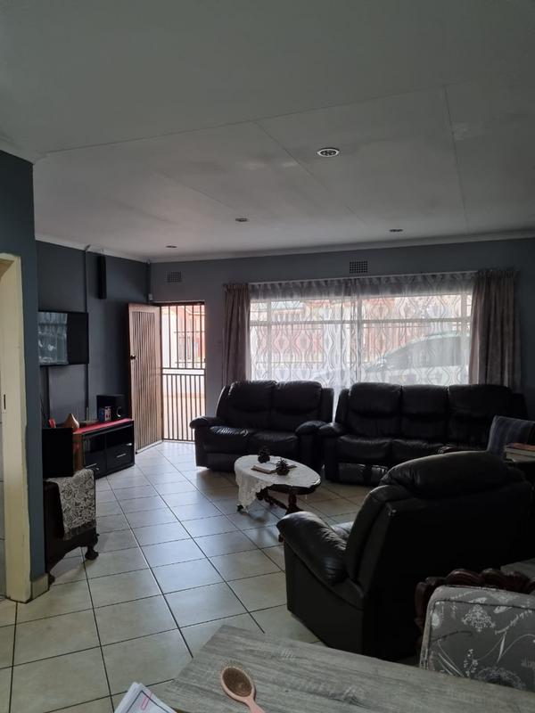 4 Bedroom Property for Sale in Krugersdorp West Gauteng