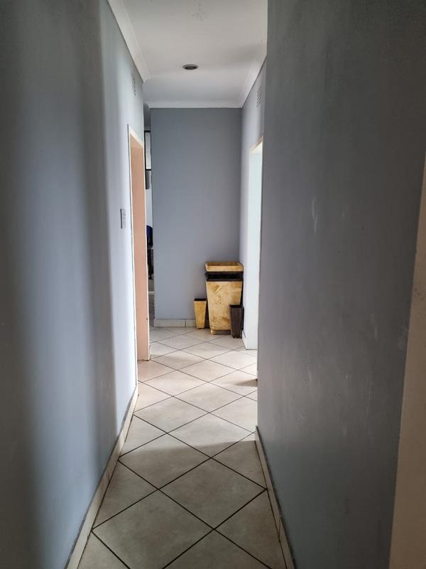 4 Bedroom Property for Sale in Krugersdorp West Gauteng
