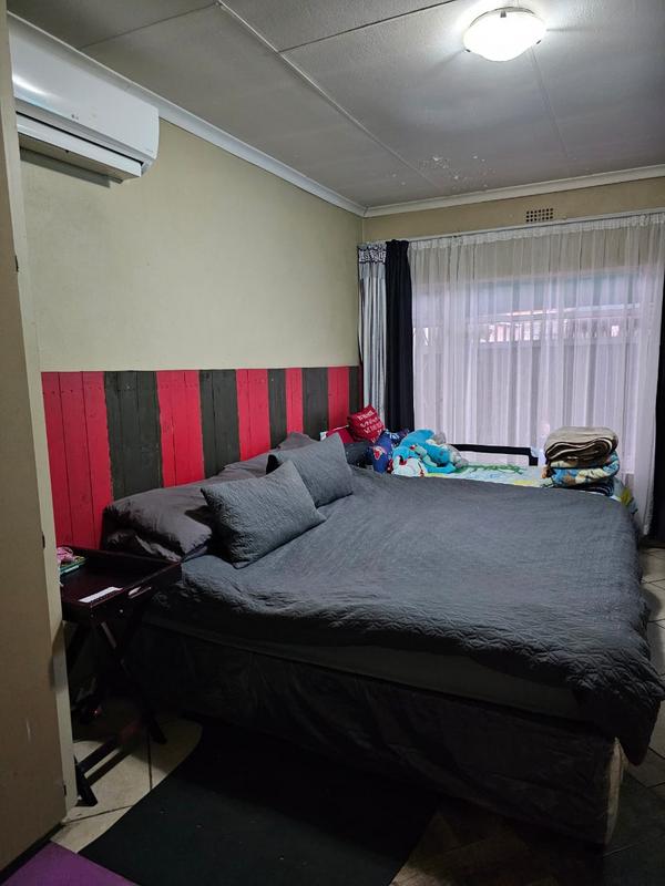 4 Bedroom Property for Sale in Krugersdorp West Gauteng