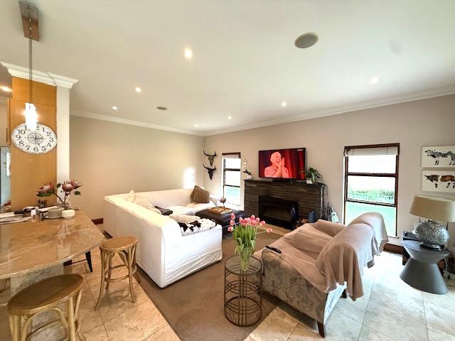 To Let 5 Bedroom Property for Rent in Bryanston Gauteng