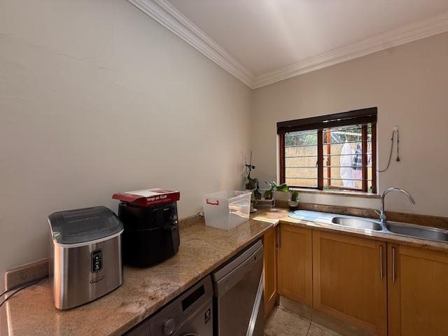 To Let 5 Bedroom Property for Rent in Bryanston Gauteng