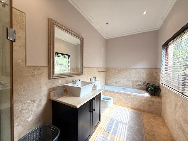 To Let 5 Bedroom Property for Rent in Bryanston Gauteng
