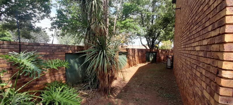 To Let 2 Bedroom Property for Rent in Highveld Gauteng