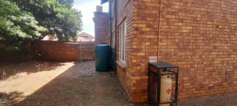 To Let 2 Bedroom Property for Rent in Highveld Gauteng