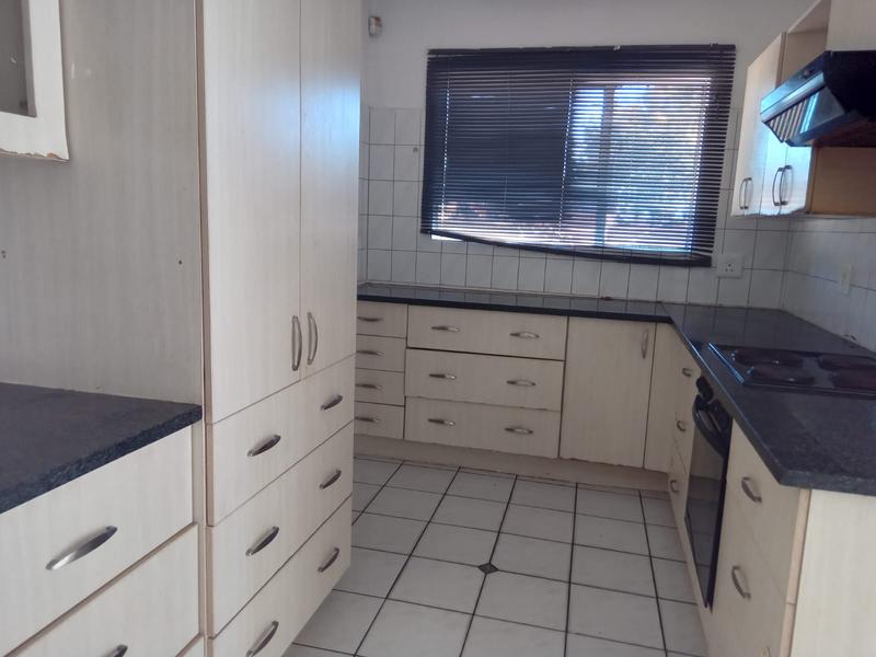 3 Bedroom Property for Sale in Wierda Park Gauteng
