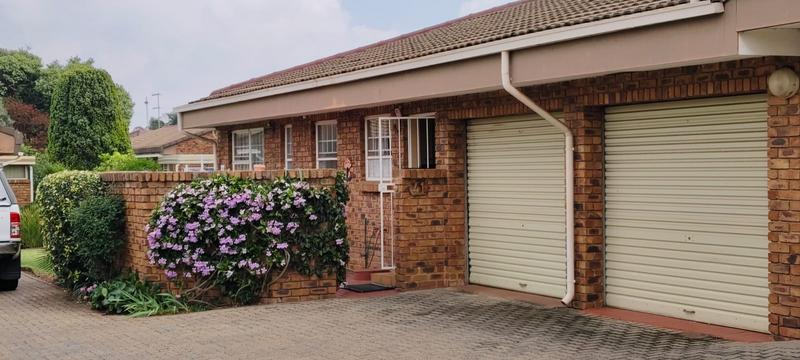 2 Bedroom Property for Sale in Norton Park Gauteng