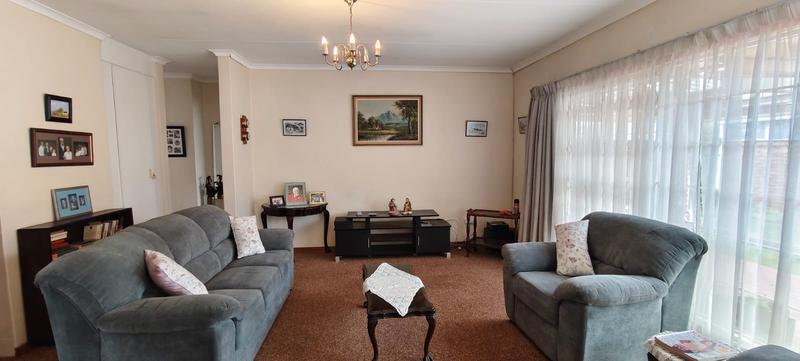 2 Bedroom Property for Sale in Norton Park Gauteng