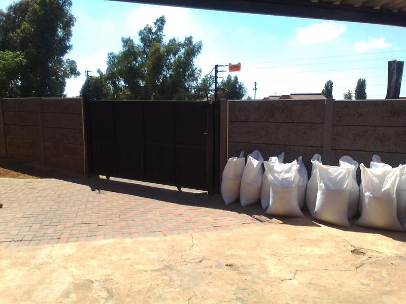 To Let 3 Bedroom Property for Rent in Marlands Gauteng