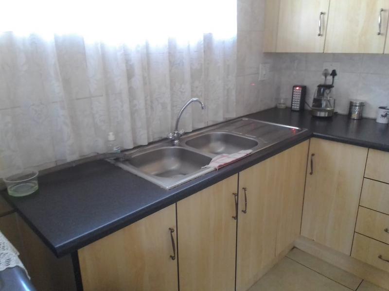 To Let 3 Bedroom Property for Rent in Marlands Gauteng