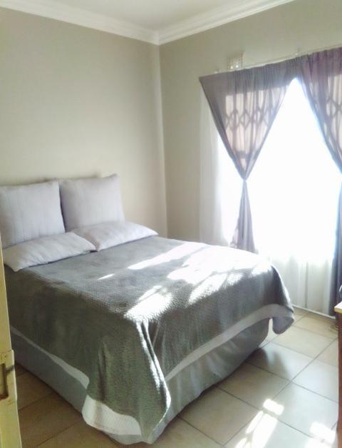 To Let 2 Bedroom Property for Rent in Witpoortjie Gauteng