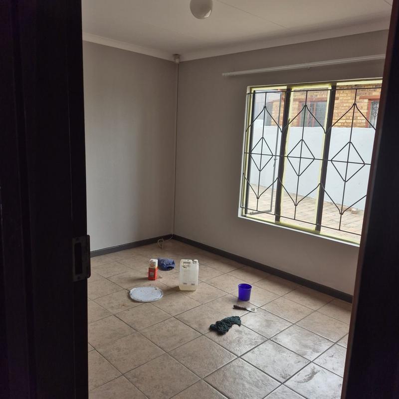 3 Bedroom Property for Sale in Olievenhoutbosch Gauteng