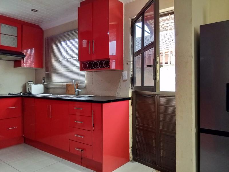 To Let 3 Bedroom Property for Rent in Protea Glen Gauteng