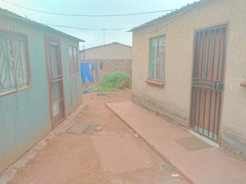 2 Bedroom Property for Sale in Katlehong South Gauteng