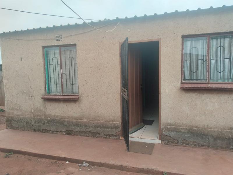 2 Bedroom Property for Sale in Katlehong South Gauteng