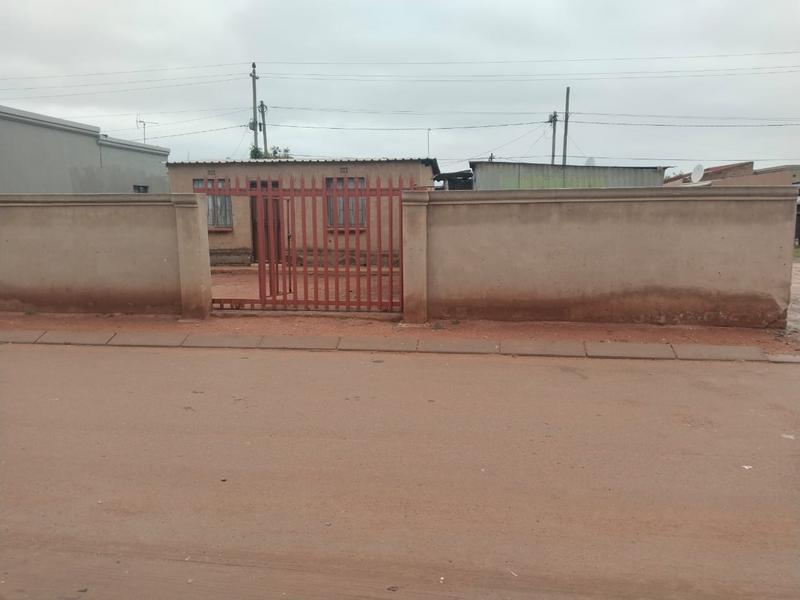 2 Bedroom Property for Sale in Katlehong South Gauteng
