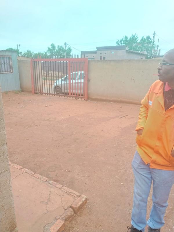 2 Bedroom Property for Sale in Katlehong South Gauteng