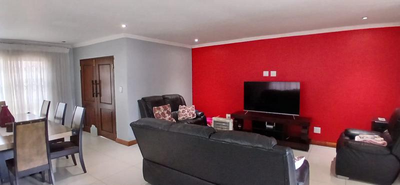 4 Bedroom Property for Sale in Kagiso Gauteng